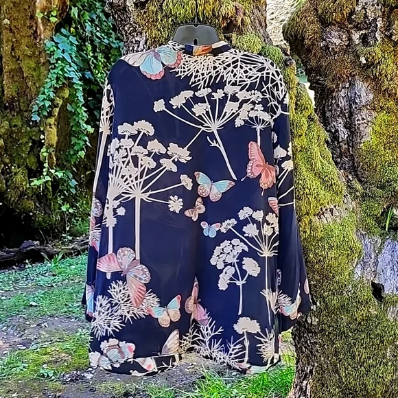 Citron Ladies Large Silk Spandex Sheer Mandarin Collar Black Butterfly Blouse - Picture 2 of 9